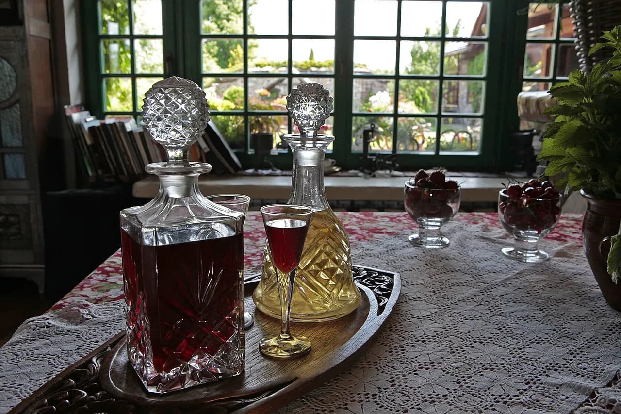 Jak zrobić wódkę smakową w prosty sposób - najlepsze przepisy i porady Jak zrobić wódkę smakową w prosty sposób - najlepsze przepisy i porady