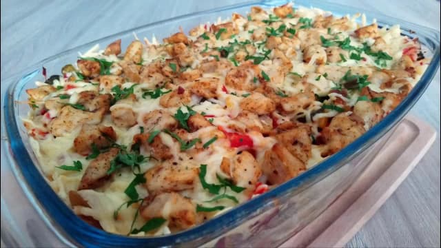 Jak przygotować zapiekankę gyros z Kwestii Smaku - pyszny przepis Jak przygotować zapiekankę gyros z Kwestii Smaku - pyszny przepis