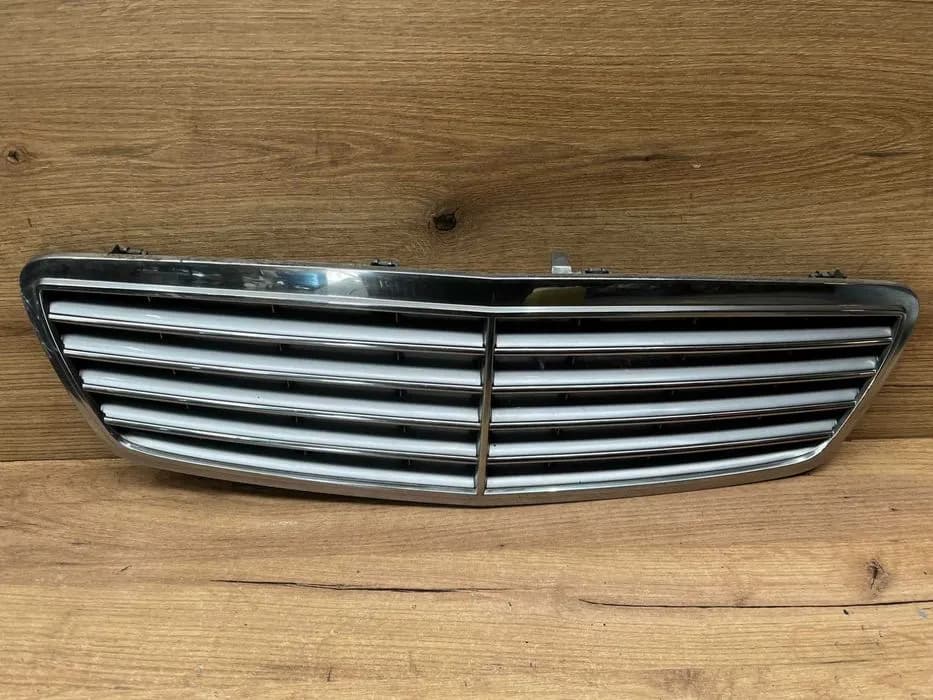 Grill Mercedes W203 - Nowoczesny wygląd i łatwa instalacja akcesorium Grill Mercedes W203 - Nowoczesny wygląd i łatwa instalacja akcesorium